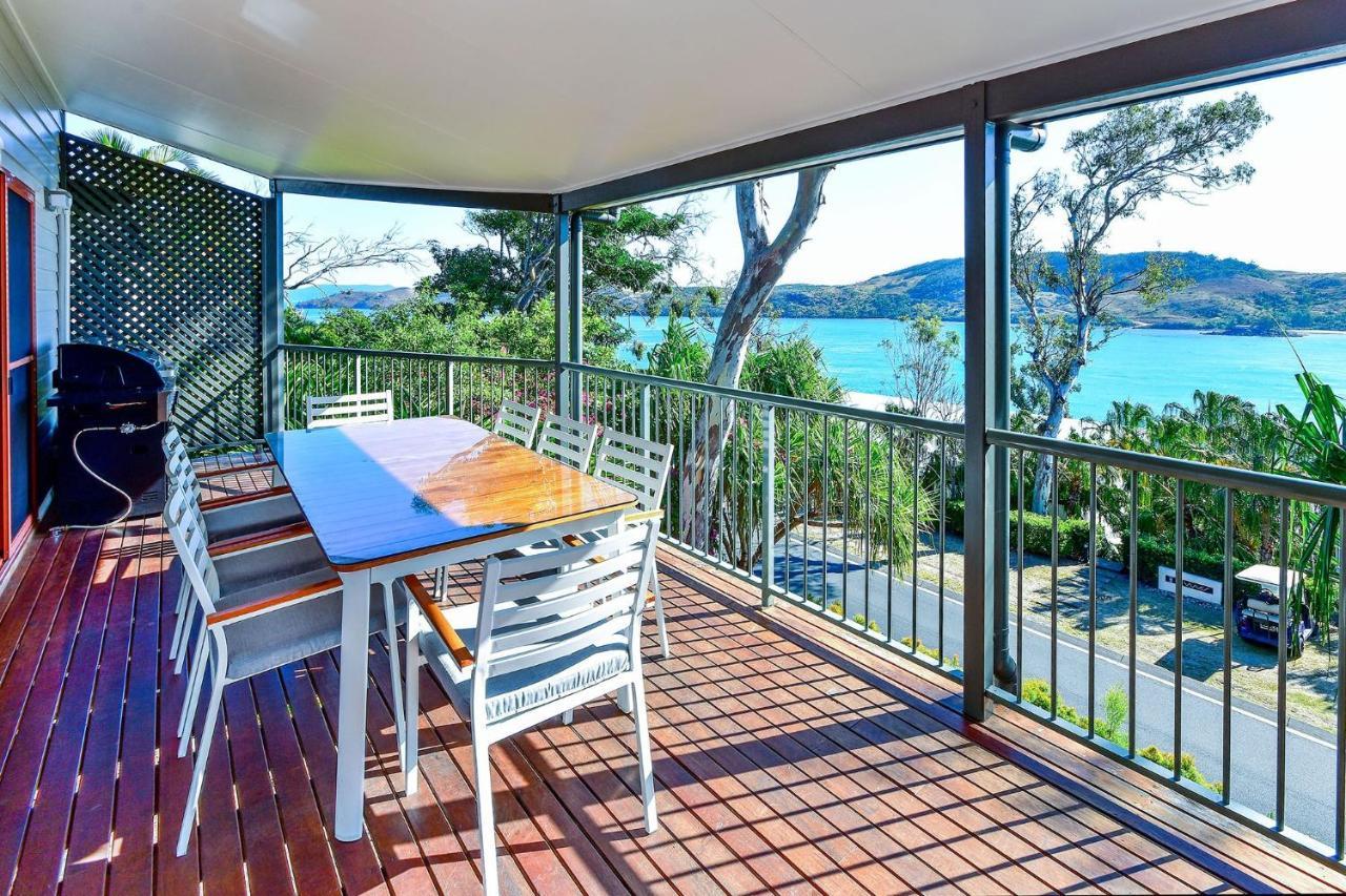 Hamilton Island Holiday Homes Екстер'єр фото