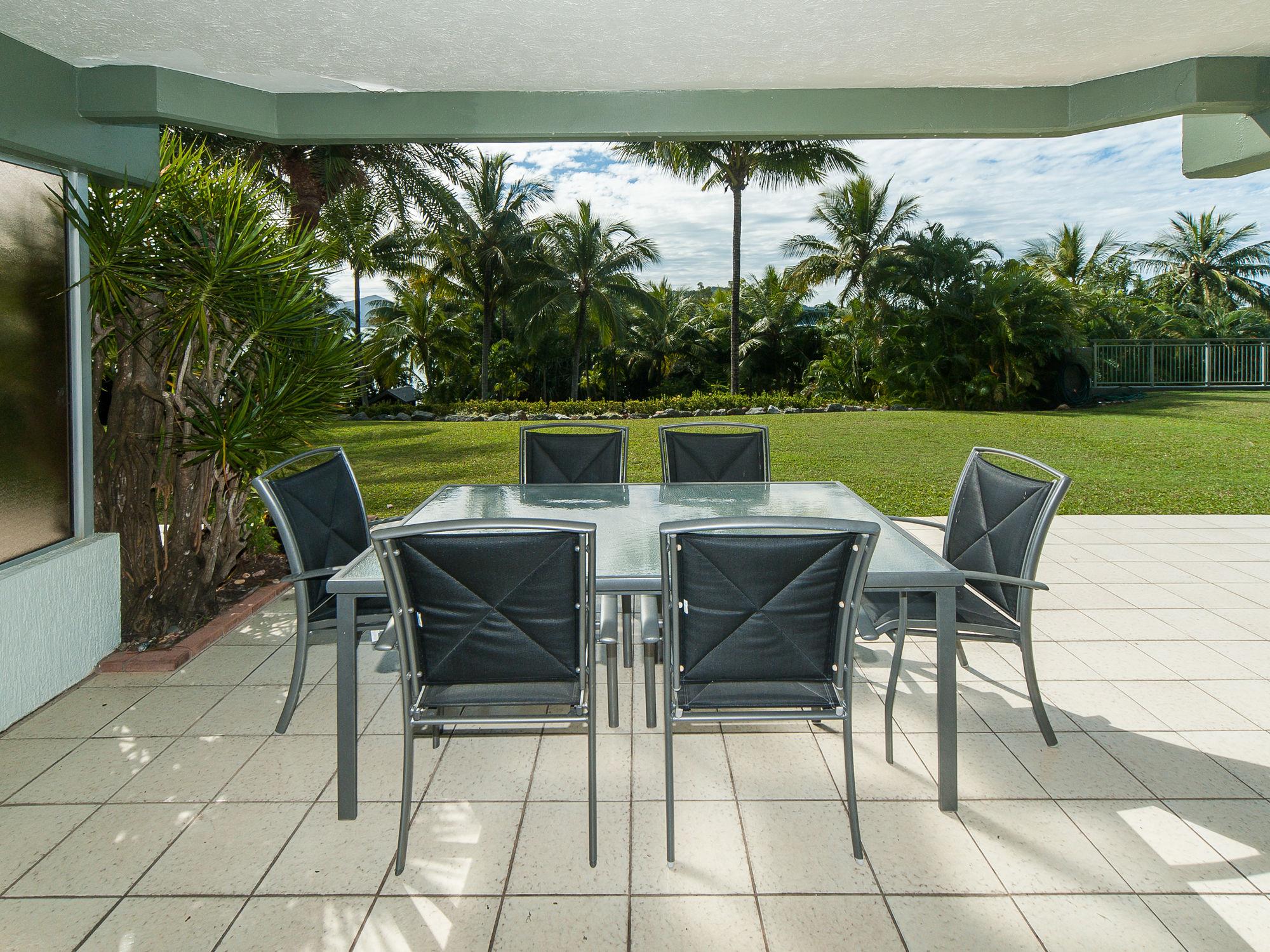 Hamilton Island Holiday Homes Екстер'єр фото