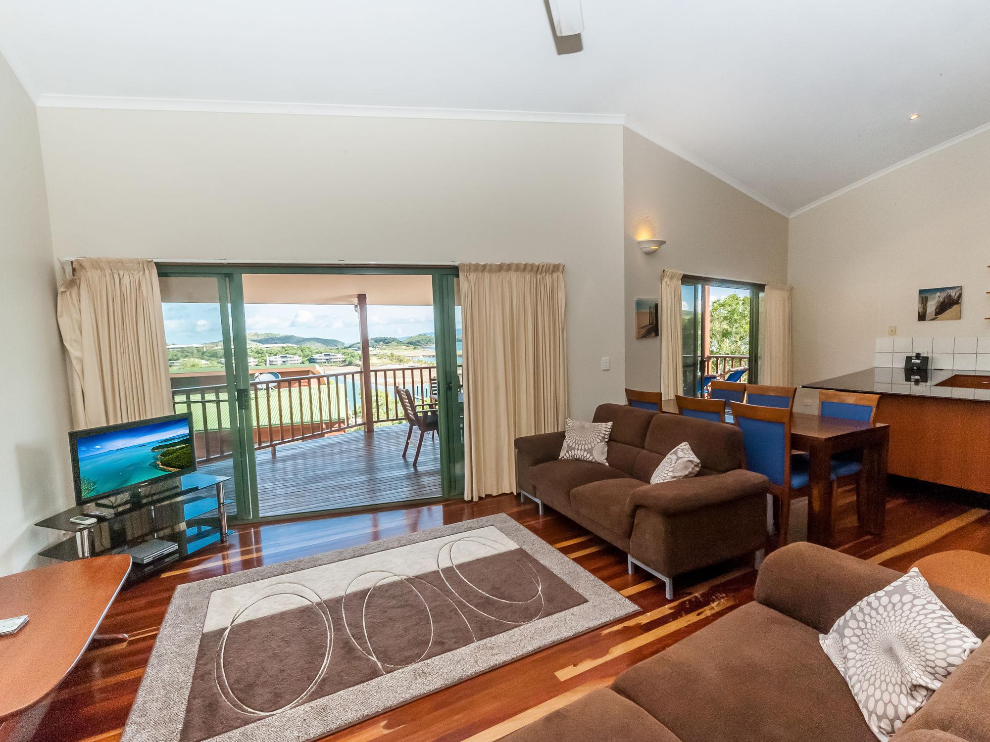 Hamilton Island Holiday Homes Екстер'єр фото